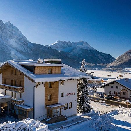 Gaestehaus Alpenstern Ehrwald Bagian luar foto